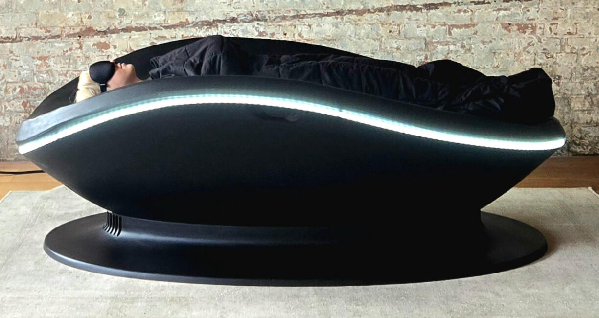 Sava Sound Pod review featuring a curious freelance writer trying out said sound pod